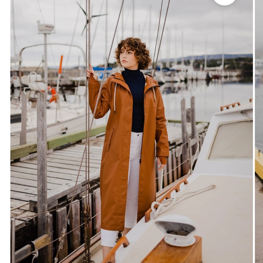 Women's Tan Hooded Raincoat